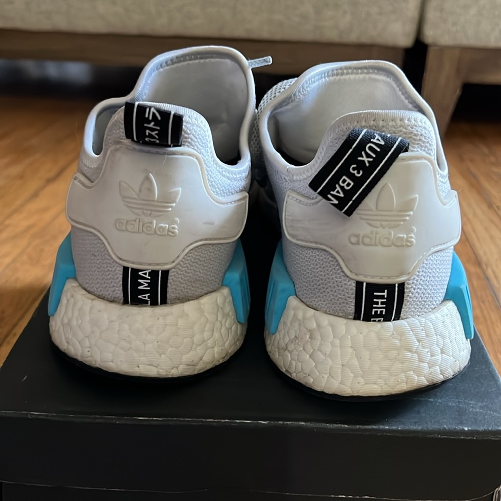 Adidas NMD R1 - Picture 4 of 5